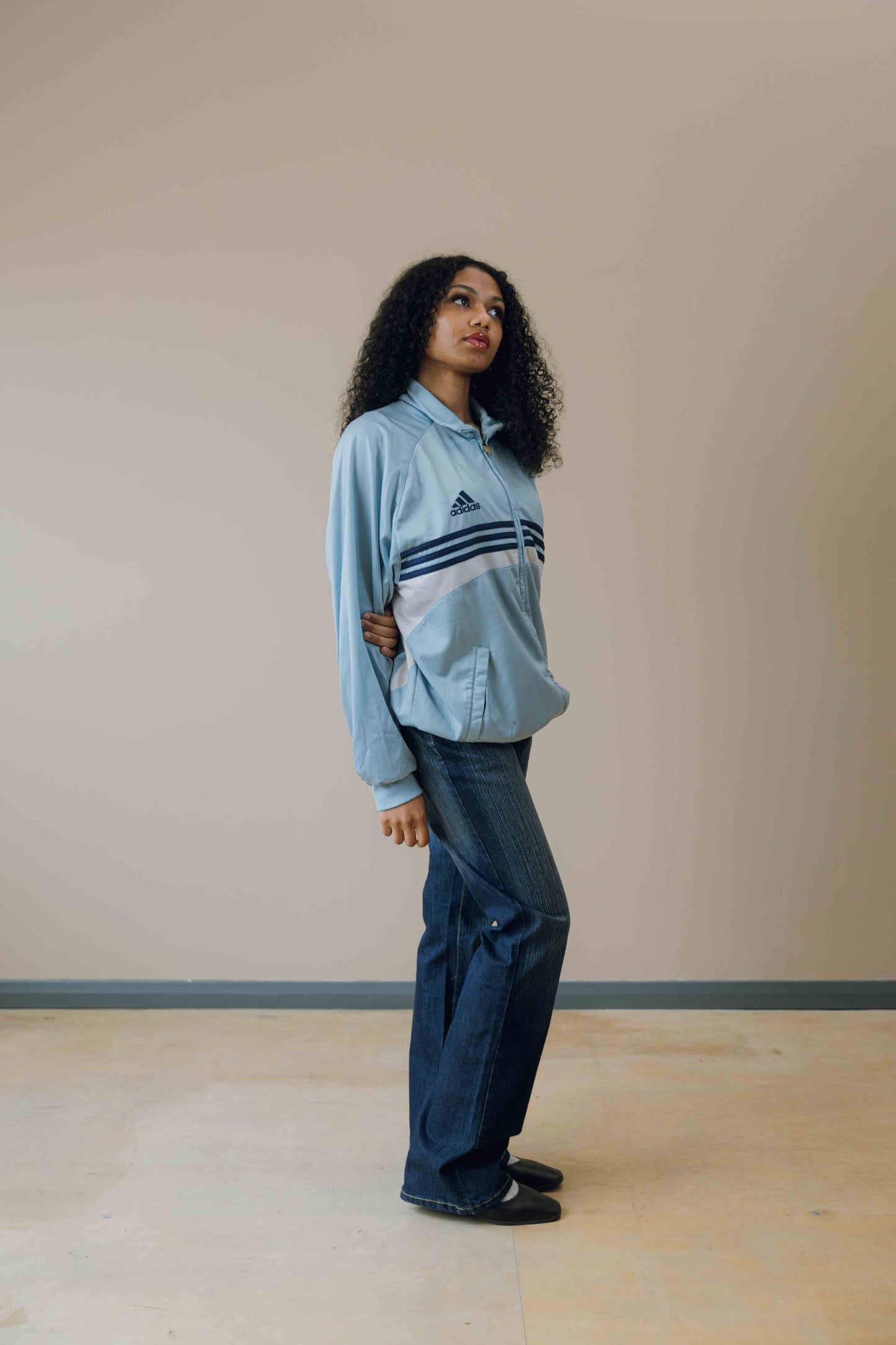 Mid-rise slim fit jeans