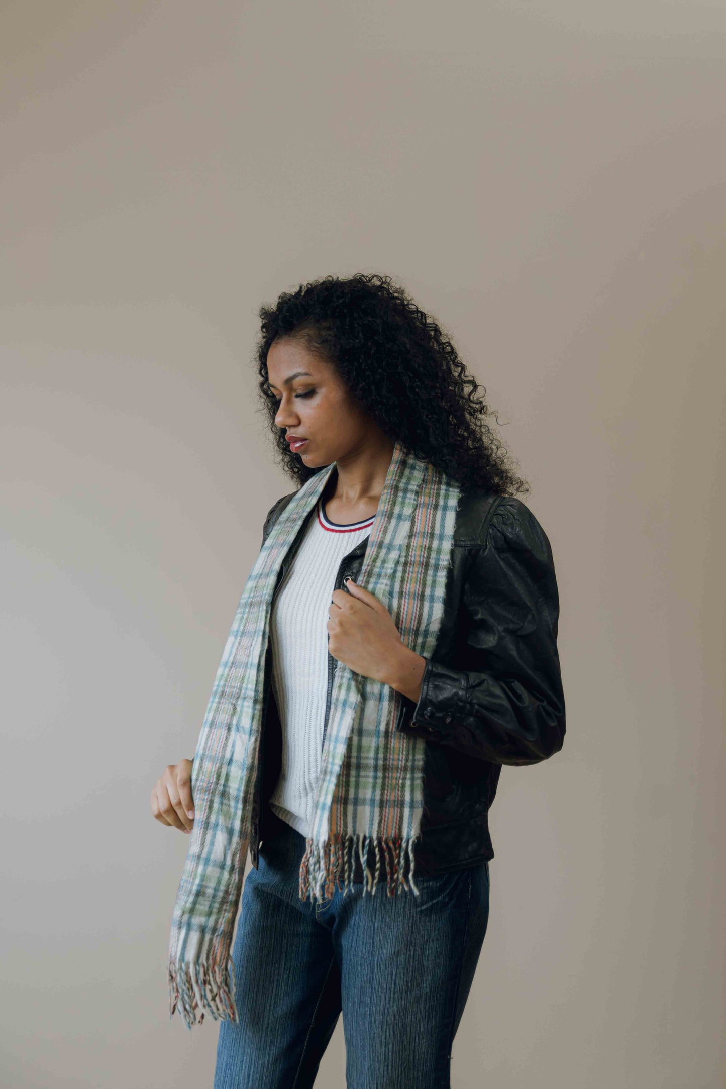 Checked wooly scarf