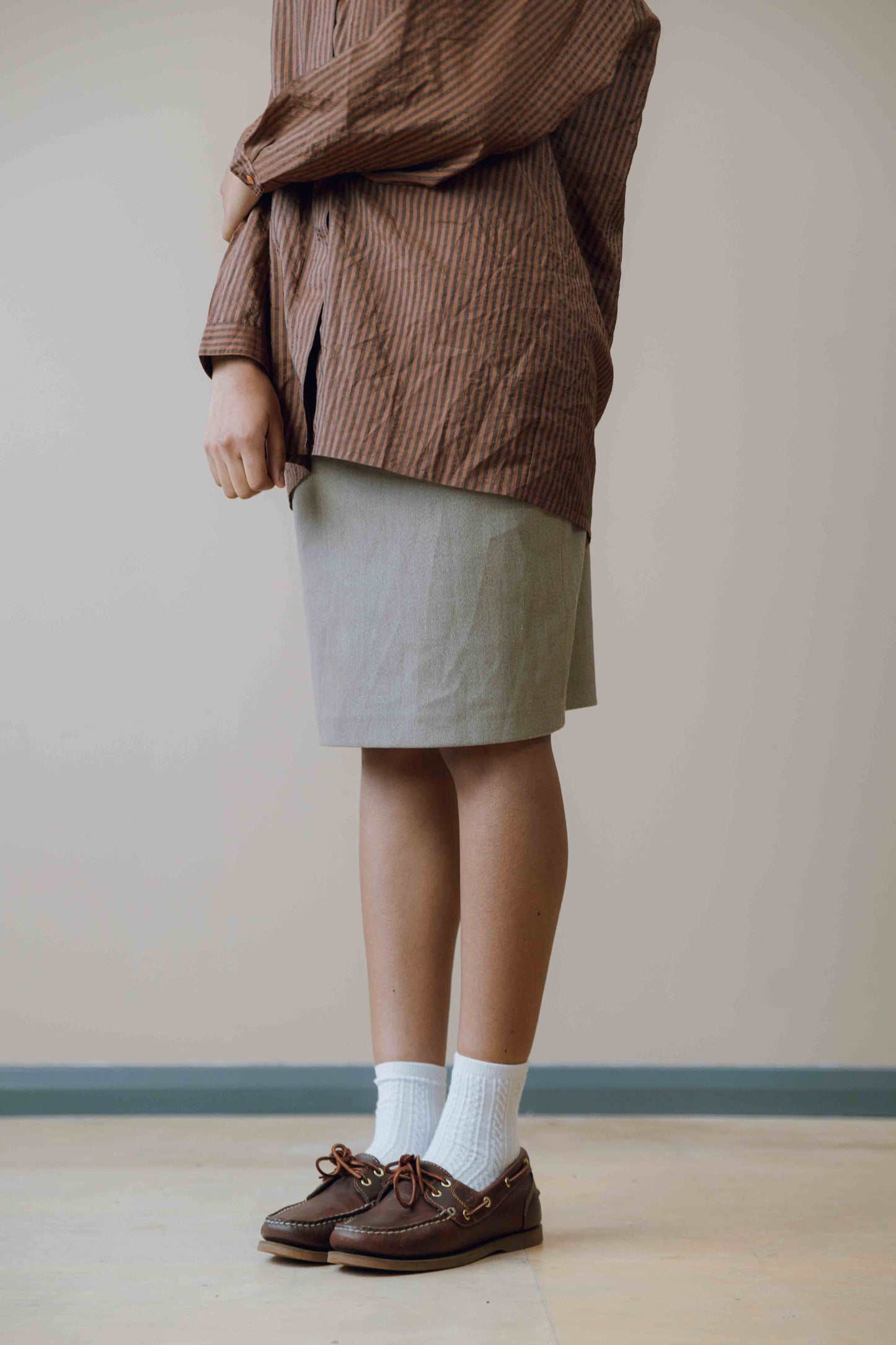 High waisted pencil skirt