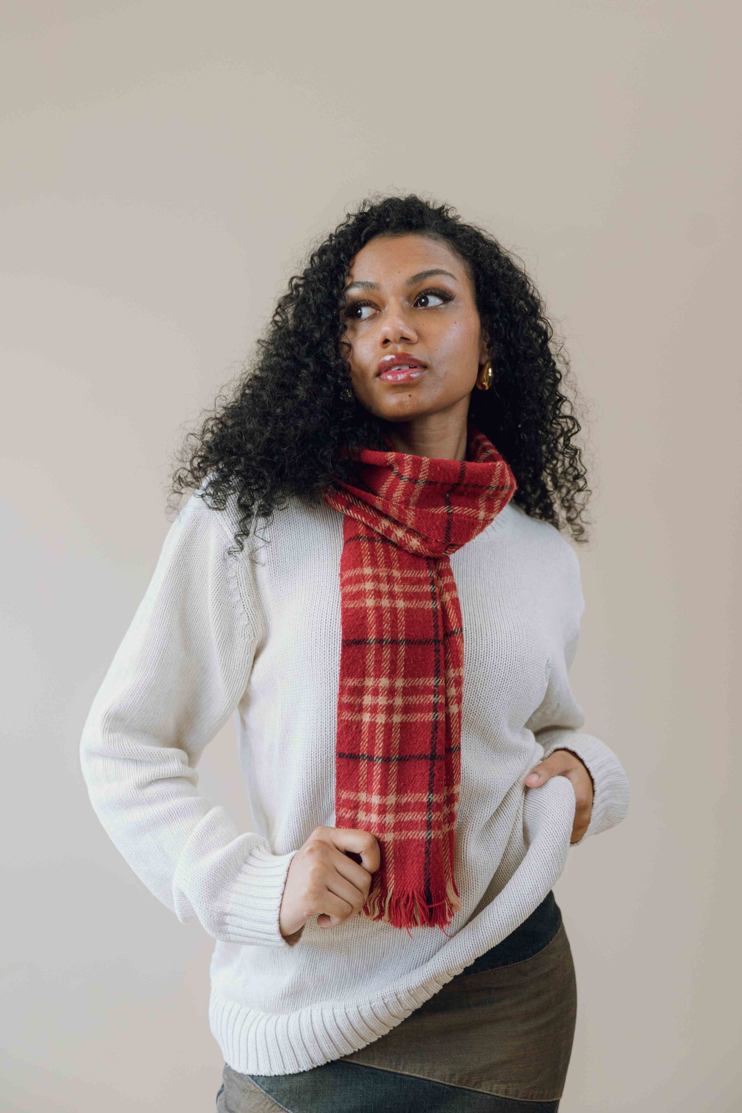 Checked wooly scarf