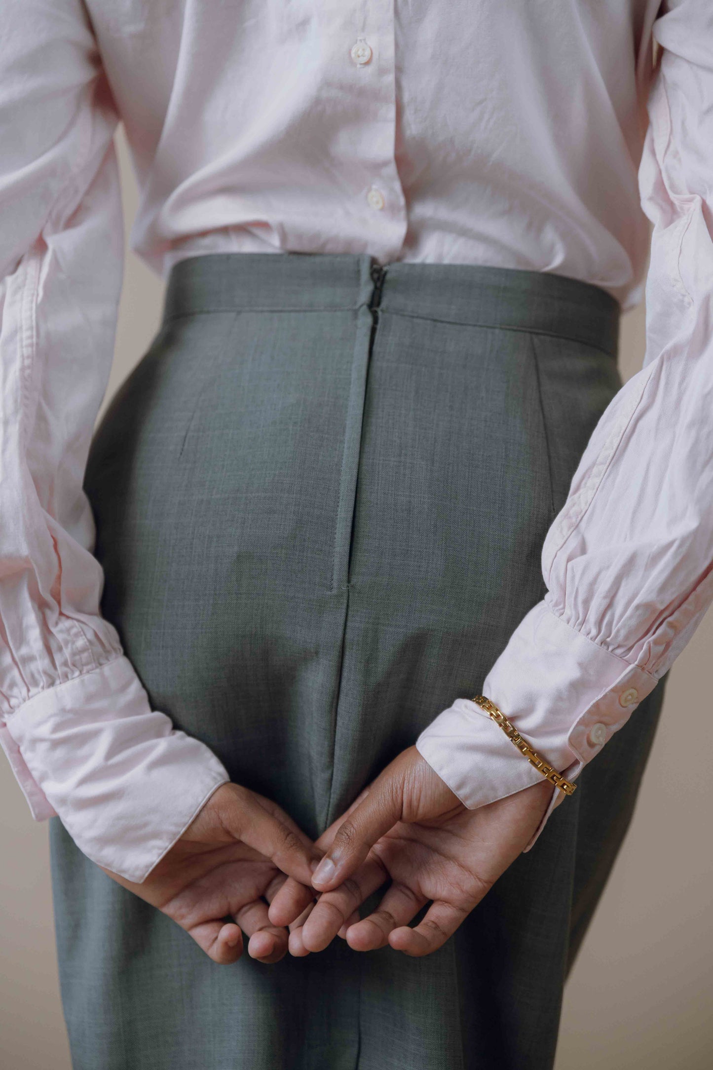 High waisted pencil skirt