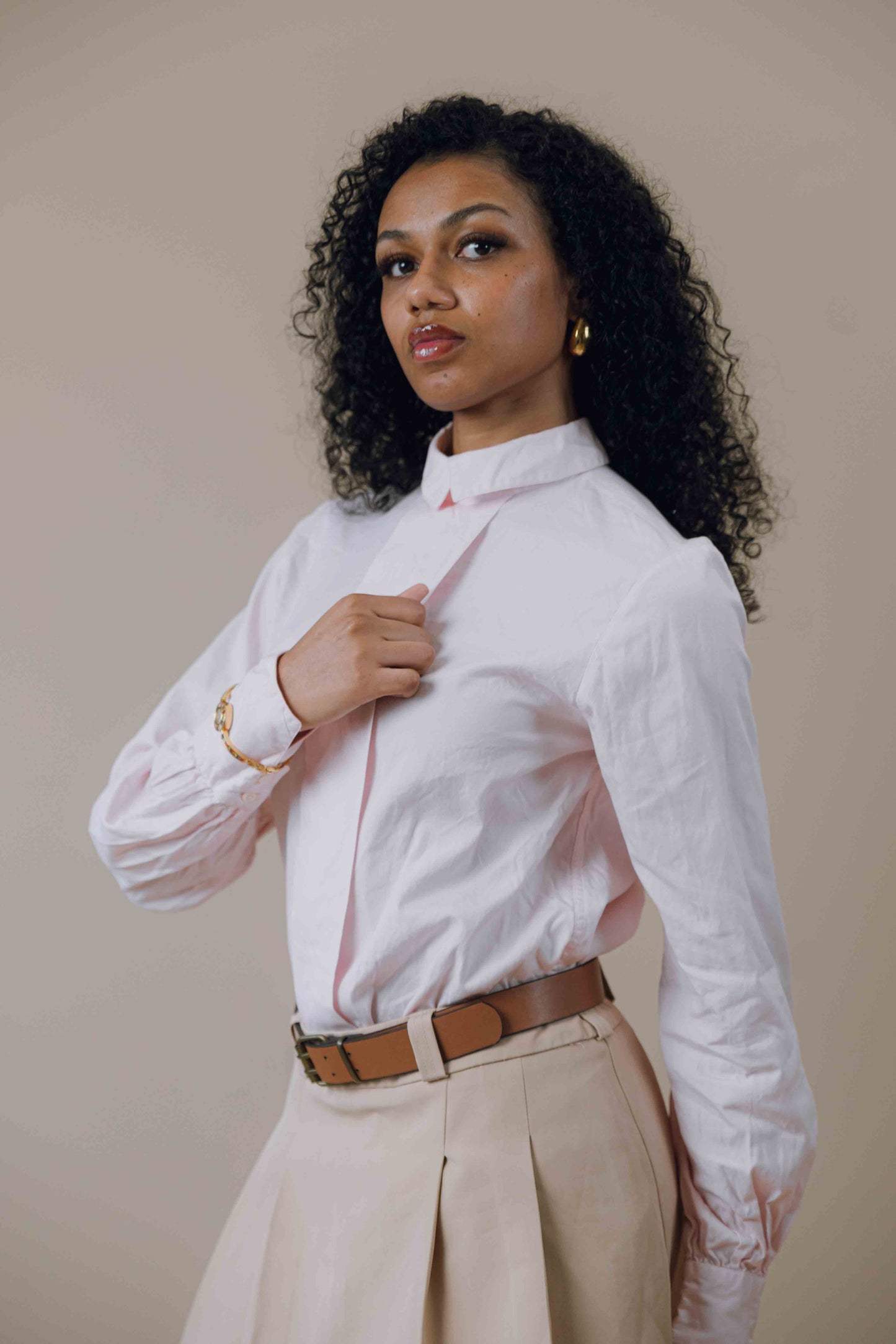 Button-up long sleeve shirt