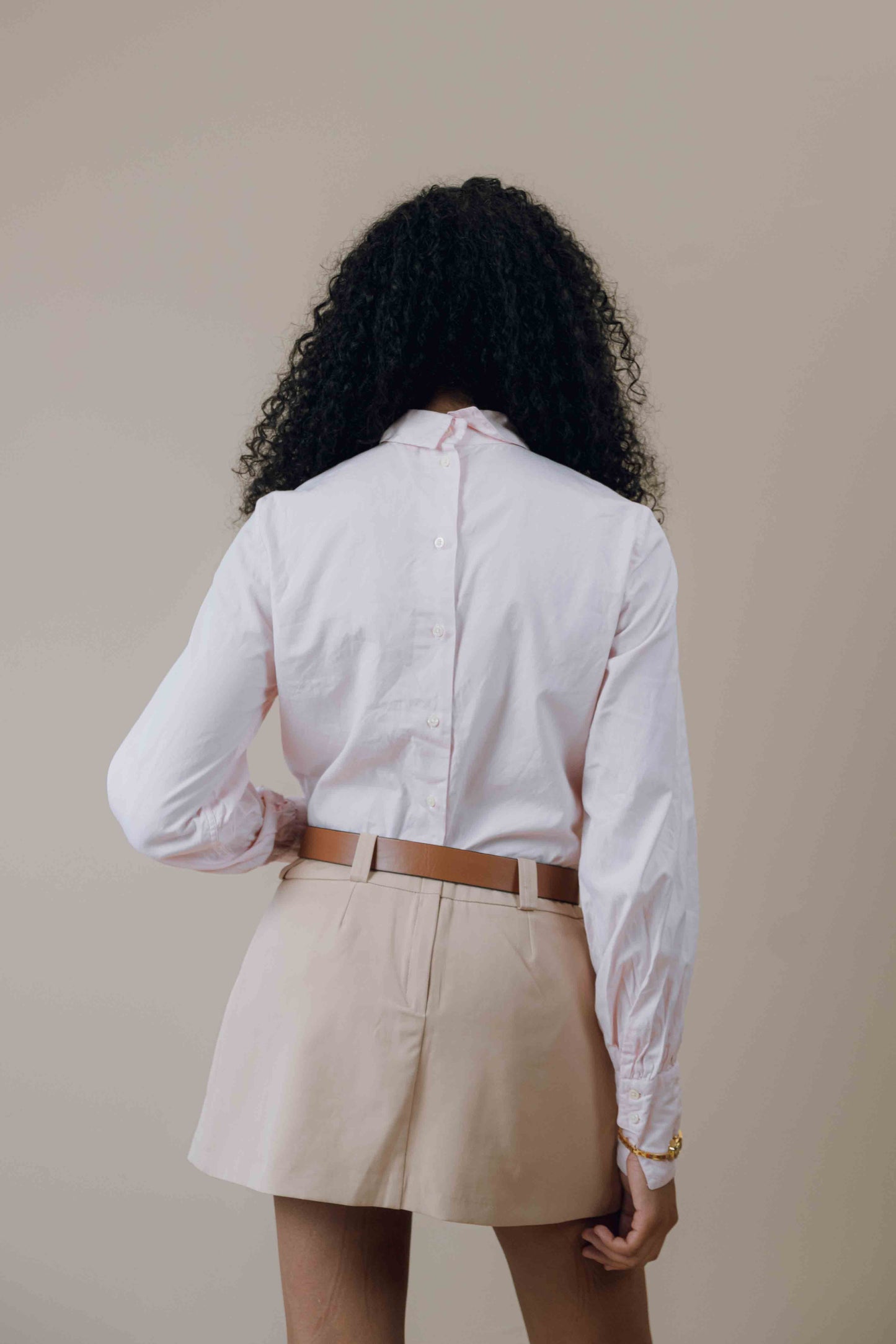 Button-up long sleeve shirt