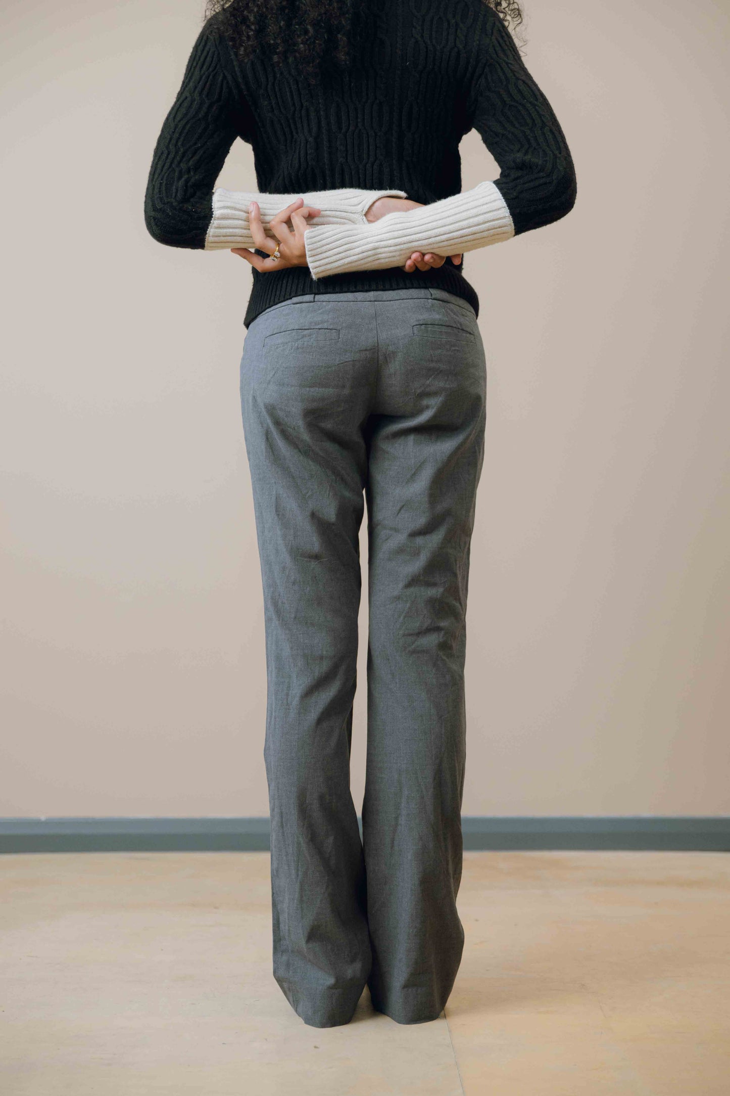 Low rise bootcut tailored trousers