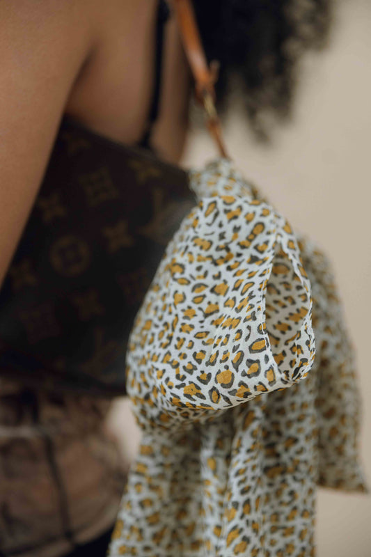 Leopard print mesh scarf